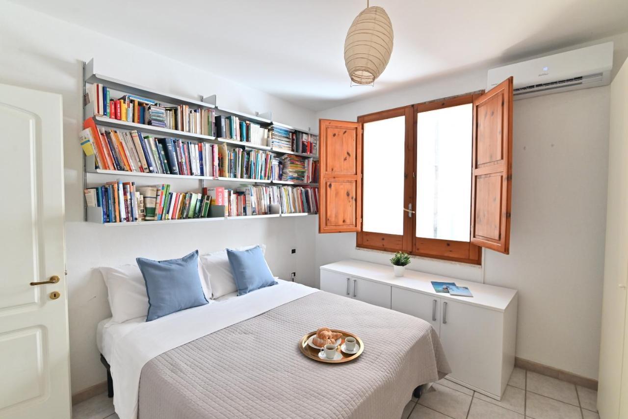 Izzhome Full Center Terrace Apartment *